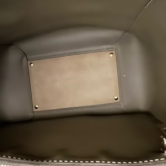 Carolina Herrera Handbag - Picture 4 of 11